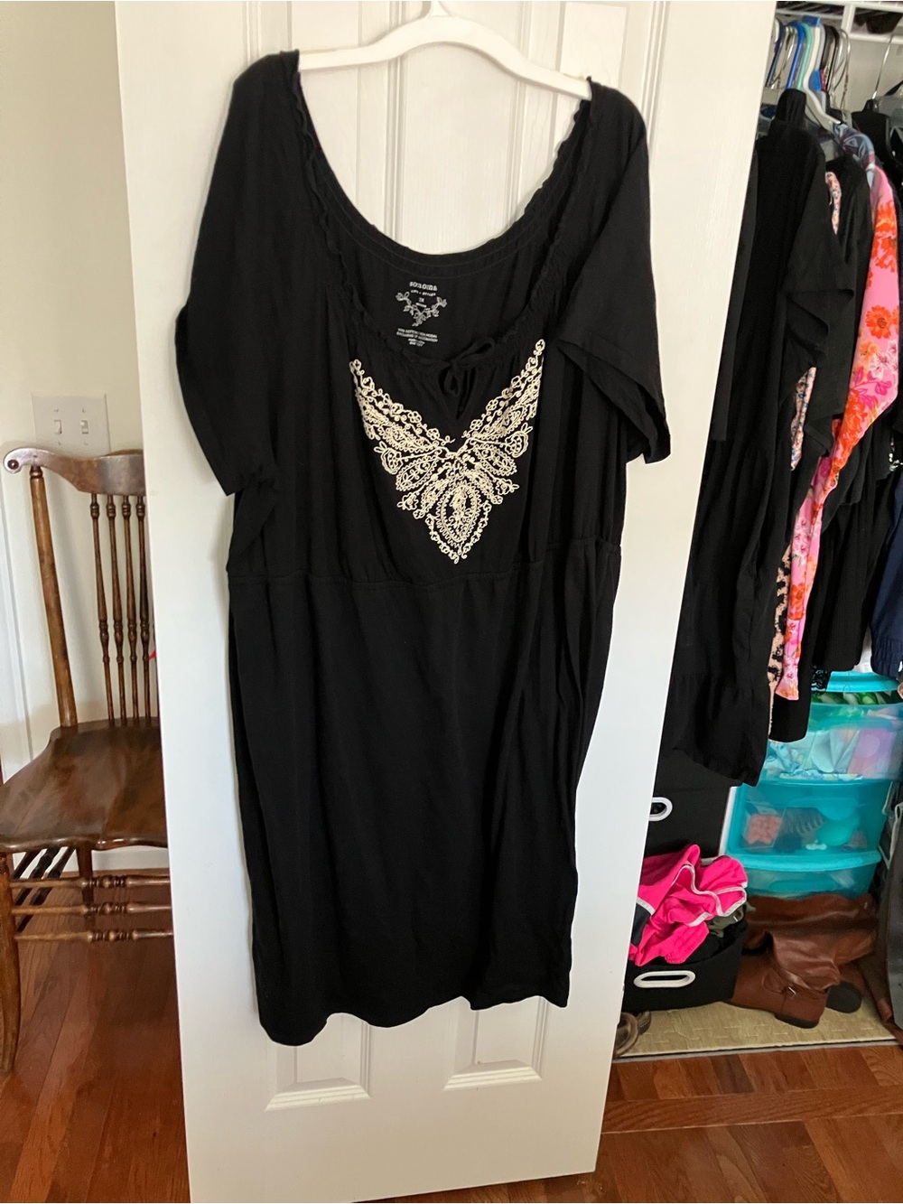 Sonoma Embroidered Black Midi Dress